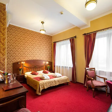 ホテル Galicja 3*